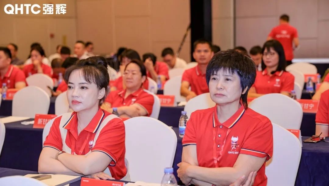 大地·大師·大宅 | 2024強(qiáng)輝精工瓷磚全國經(jīng)銷商峰會(huì)圓滿舉辦！(圖47)