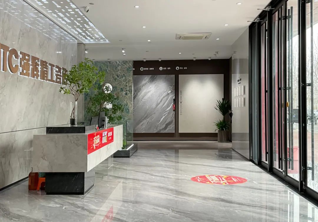 終端風(fēng)采 | 強(qiáng)輝東營(yíng)旗艦店，探尋質(zhì)感空間的詩(shī)意生活(圖6)
