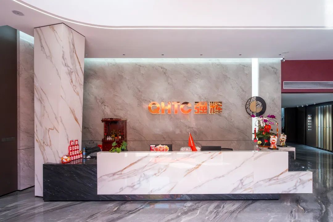終端風(fēng)采 | 強(qiáng)輝晉江旗艦店，品味質(zhì)感大師館，打卡美學(xué)新坐標(biāo)(圖6)